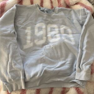 Taylor Swift 1989 sweatshirt